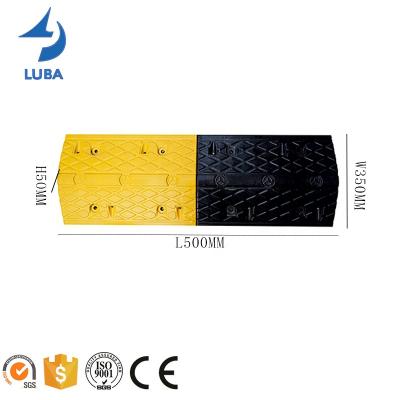 China Durable 500*350*50Mm Automobile Parking Slope Limit Buffer Belt Yellow Black Rubber Steel Metal Speed ​​Bump for sale