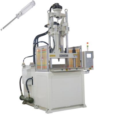 Chine Machine de moulage par injection verticale standard de 120 tonnes pour le tournevis en plastique à vendre