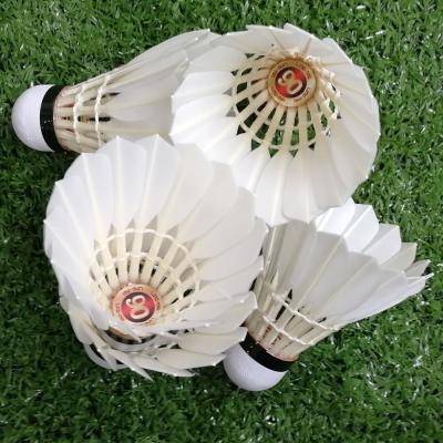 China Good quality professional tournament lingmei brand goose feather badminton shuttlecock for sale