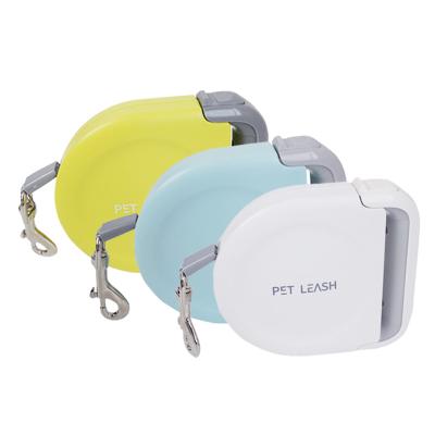 China New Fashion Viable Wholesale Outdoor Foldable Handle Automatic Retractable Dog Leash for sale