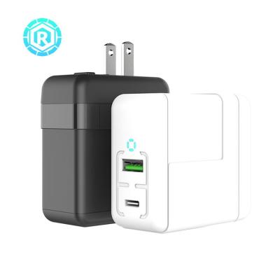 China Mobile Phone 36w QC PD Fast Charger With 2usb Ports And Fast Charger For iPhone for sale