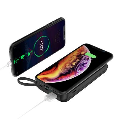 China High Quality Roiskin Factory 8000mAh Qi Wireless Charging Power Bank with Portable Travel Adapter Power Bank for sale