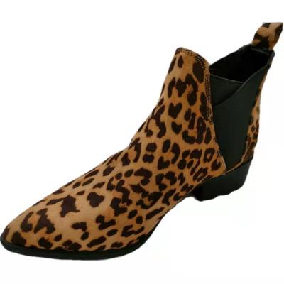 China 2021 China Low Price Round Boots Leopard Print Short Booties Women's Ankle Boots for sale