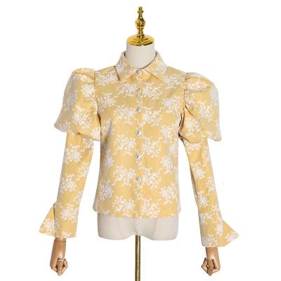 China Autumn new style embroidery top pink rhinestone court wind style women top with hubble-bubble sleeve for sale