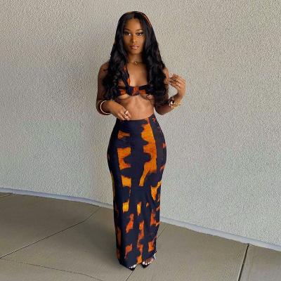 Κίνα 2021 Fashion Printed Two-piece Set Women Sleeveless Short Crop Top Bodycon Maxi Skirt Street-wear Set προς πώληση