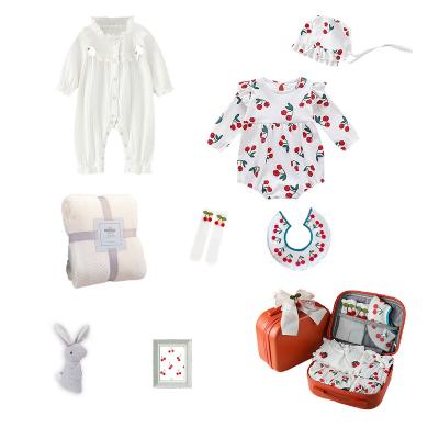 China HB Breathable Cherry Box Cotton Baby Clothes Set Spring Bow Baby Shower Rompers Baby Gift Set Box For Newborn for sale