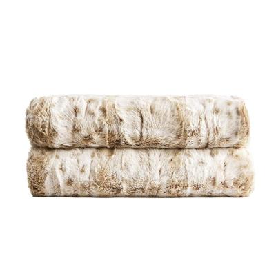 China Single Breathable Double Sided Fuzzy Professional Designer Polyester Luxury Faux Fur Throw Blanket for sale