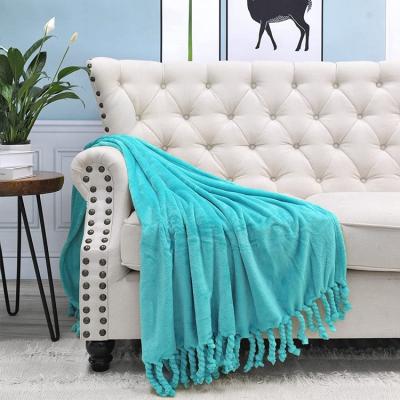 China Anti Dust Mite Best Selling Light Weight Comfortable Fluffy Soft Bed Couch Braided Tassel Throw Blanket For Home Decor for sale