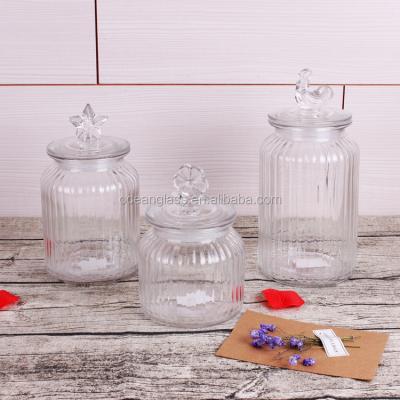 China Sustainable/Eco-friendly clear glass mason honey jar with animal and bird lid /bird lid wholesale for sale