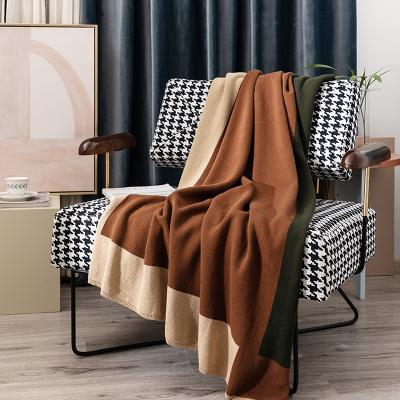 China Office Summer Three Colors Creativity Decorative Knitted Blanket Keep Warm Custom Throw Blanket for sale