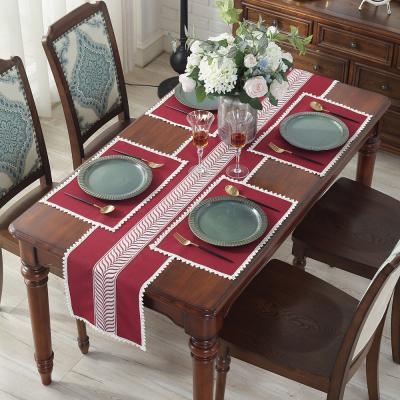 China Durable European Palace Cotton Embroidered Table Runner Retro Table Runner Canvas Custom for sale