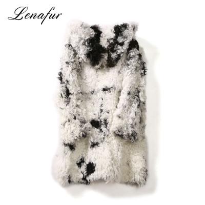 China Soft Good Quality Genuine Lamb Fur Coats for sale