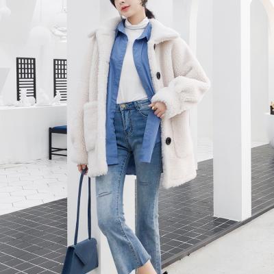 China Anti-Shrink Winter Collar Sheepskin Fur Coat Long Warmer Lamb Fur Coat For Women for sale