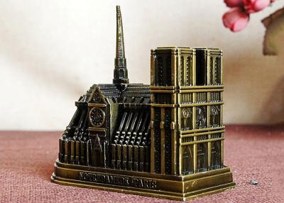 China Asphaltieren Sie Handwerks-Geschenk-weithin bekanntes Weltgebäude der Legierungs-DIY/Modell des Notre Dame de Paris-3D zu verkaufen