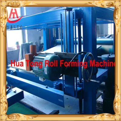 China CE Sandwich Panel Roof Panel Roll Forming Machine With Colot Steel for sale