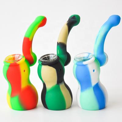 China 2021 New Design Silicone Food Pipe Smoking Pipe Eco-friendly Smoking Weed Water Pipe Accessories for sale