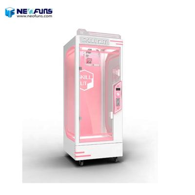 China Hot Selling Metal+Ttoughened Glass Neofuns Scissors Cut Gift Machine Skill Cutting Price Vending Machine for sale