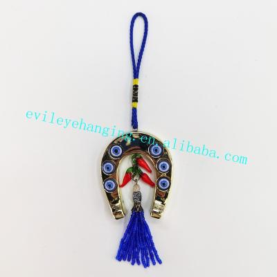 China Europe Width 5.5cm: Chili Blue Evil Eye Horseshoe Wall Hanging Decoration with Resin Souvenir and Gift (Customizable Color) for sale