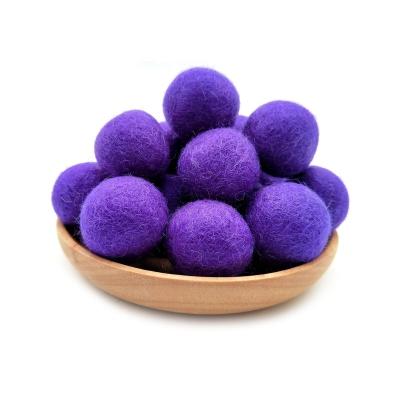 China Holiday Decoration Balls Wool Balls Christmas Tree Ornaments Earring Accessories 2cm Wool Felt DIY Balls Wool Felt Pom Pom Balls for sale