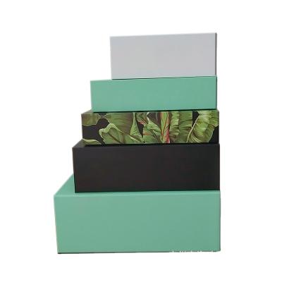 China Recycled Materials Paper Box Custom Corrugated Magnetic Folding Box Black Clam Shell Gift Box for sale