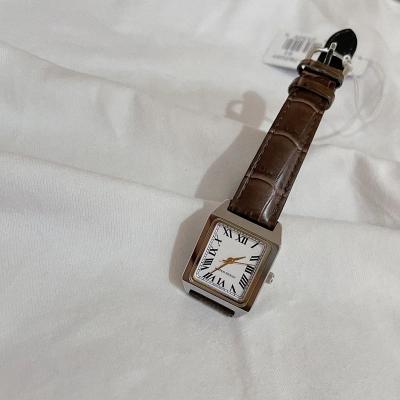 China Vintage Waterproof Rectangle Square Ladies Leather Wrist Quartz Watch for sale