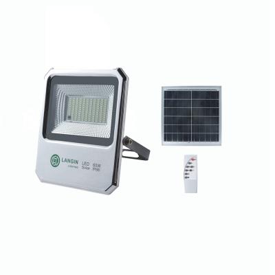 China Garden Chrome Flood Light With Solar Panel Led Sunlight Outdoor Flood Lighting IP65 for sale