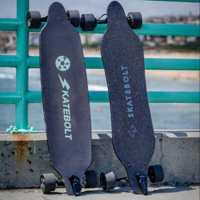 China Dropshipping Cheap Wholesale 25 M/H Max Speed ​​Hub Motor Outdoor Activities Skatebolt Dual Fast 4 Wheel Electric Skateboard Longboard for sale