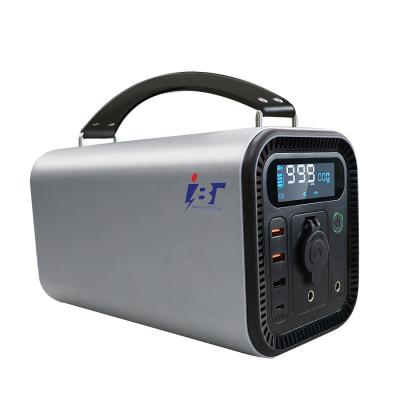 China Outdoor Equipment Multiple Discharging Portable 220V Battery Power Station for sale