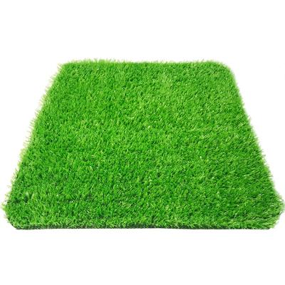 China Bestselling PP Green Outdoor Residential Engineering Turf 10mm Light Green Football Artificial Turf for sale