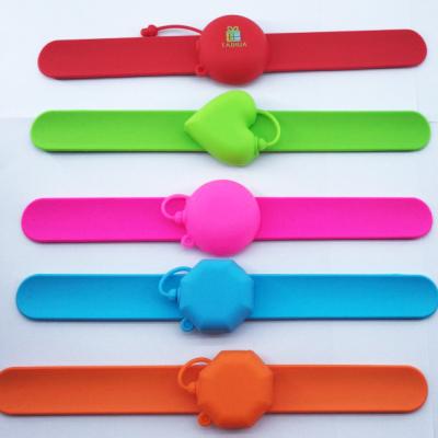 China Customize any of the 2020 Newly Custom Cheap Liquid Extruder Silicone Slap Hand Sanitizer Wristbands for sale