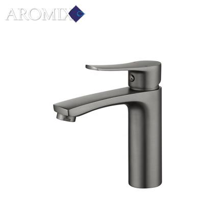 China Other Faucet Modern Luxury Brass Faucet Water Toilet Sanitary Bathroom Pull Down Mixers Basin Faucets for sale