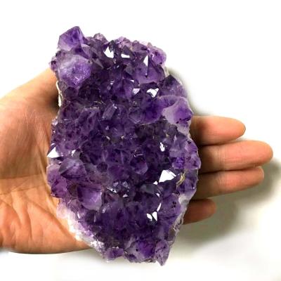 China Wholesale Raw Uruguayan Group of Europe Amethyst Healing Natural Crystal Home Decoration Accessories for sale