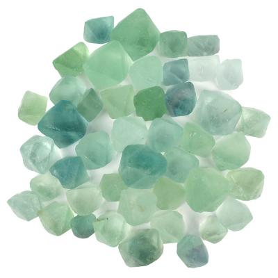 China Europe Wholesale Raws Crystal Gravel Healing Stone Rough Green Natural Fluorite Tumbled Stone for sale