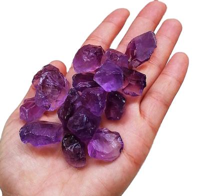 China Wholesale Natural Europe Amethyst Raw Ore Specimen Quartz Rough Used For DIY Crystal Pendant Bracelet for sale