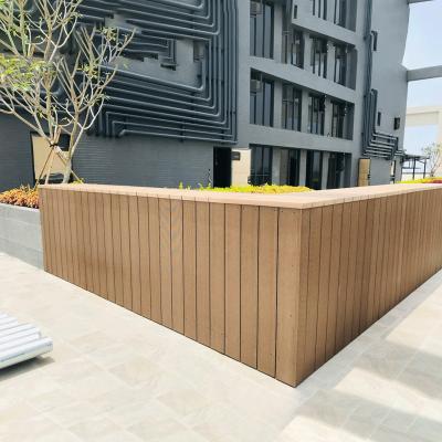 China Waterproof Easy Install Hot Selling 2022 Outdoor Wpc Garden Fence Wood Plastic Fences For Home And Garden for sale