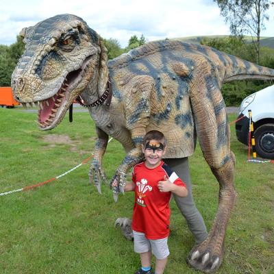 China Real Sense 3D Dinosaur Costume World Lightweight Adult Walking Jurassic Costume for sale