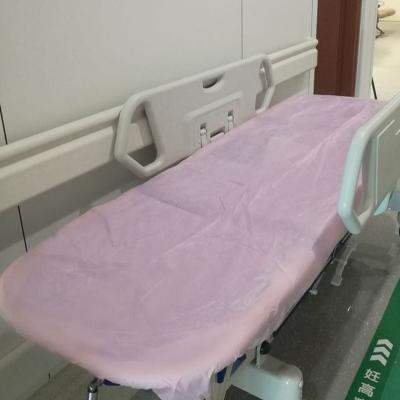 China Breathable White Blue White Hospital PP Non Woven Fabric Medical Disposable Fitted Sheet For Stretcher Machine for sale