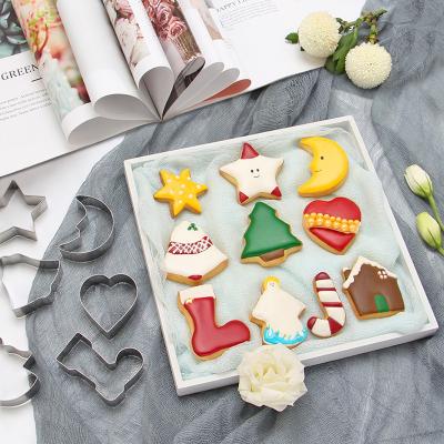 China New 10 Sets Disposable Bakeware Stainless Steel Christmas Baking Cookies Molds Christmas Tree Cookie Molds for sale