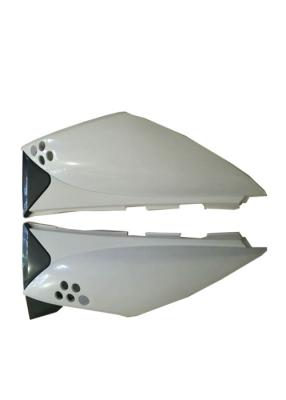 China Left / Right Lid White Motorcycle Plastic Parts KLX125 Plastic Fairing ISO Approval for sale