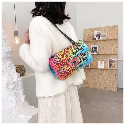 China Cool PU fashion grattifi pattern women shoulder bag dinner hangbag dye ladies pinch for sale