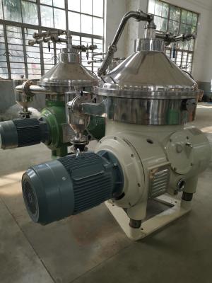 Cina Separatore centrifugo a dischi in acciaio inossidabile per la chiarificazione di latte e panna in vendita