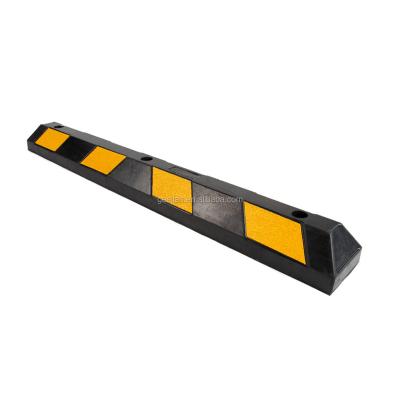 China Reflective Tape Ensure Maximum Visibility 1830 Mm High Quality Rubber Wheel Stopper / Car Parking Stopper for sale