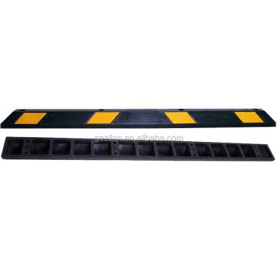 China Reflective strip ensuring maximum visibility 1650mm heavy duty rubber wheel stopper rubber parking restriction for sale