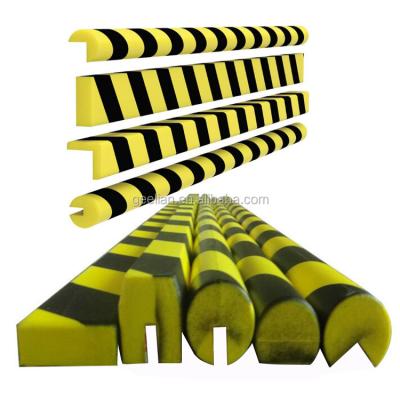 China Factory Price Modern Economical Yellow Black Foam Corner Pad for sale