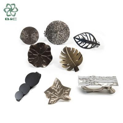 China New Design Eco-friendly Curtain Clips Buckle Metal Various Shape Custom Design Curtain Accessories Curtain Buckle for sale