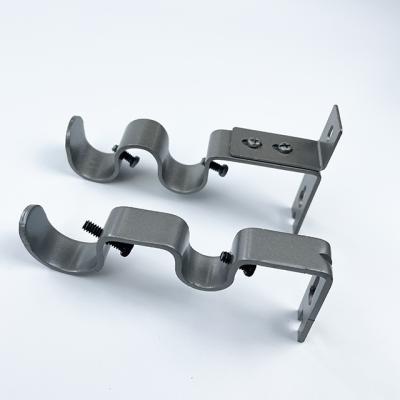 China Easy Install Sturdy Hot Sale Metal Double Curtain Rod Bracket Wall Hanging Curtain Bracket for sale