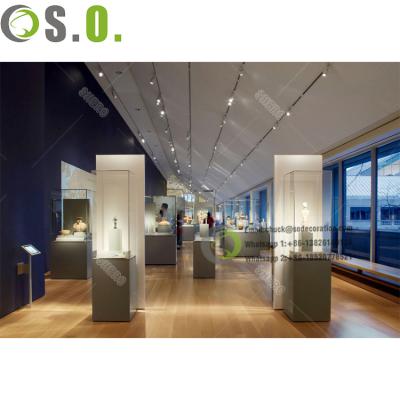 China Modern tempered glass museum display showcase design for museum for sale