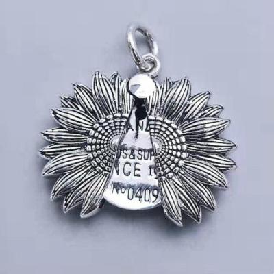 China Hiphop Jewelry 925 Jewelry Pendant Necklaces Sun Flower Hip Hop Closable Christmas Gift 925 Sterling Silver Pendant for sale