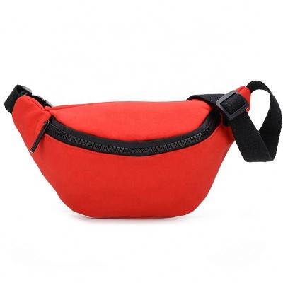 China LD03BP 2021 version small waterproof Korean red nylon purse bag cute children bag waist bag for sale