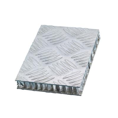 China Traditional Excellent Strength Anti-Slip Aluminum Honeycomb Panel For Trucks Body for sale